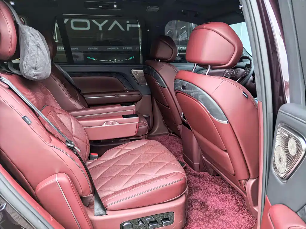 VOYAH Taishan — миниатюра 17