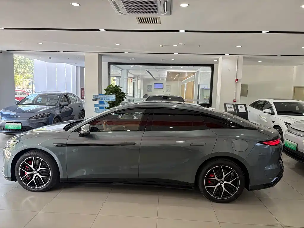 BYD Han L — миниатюра 15