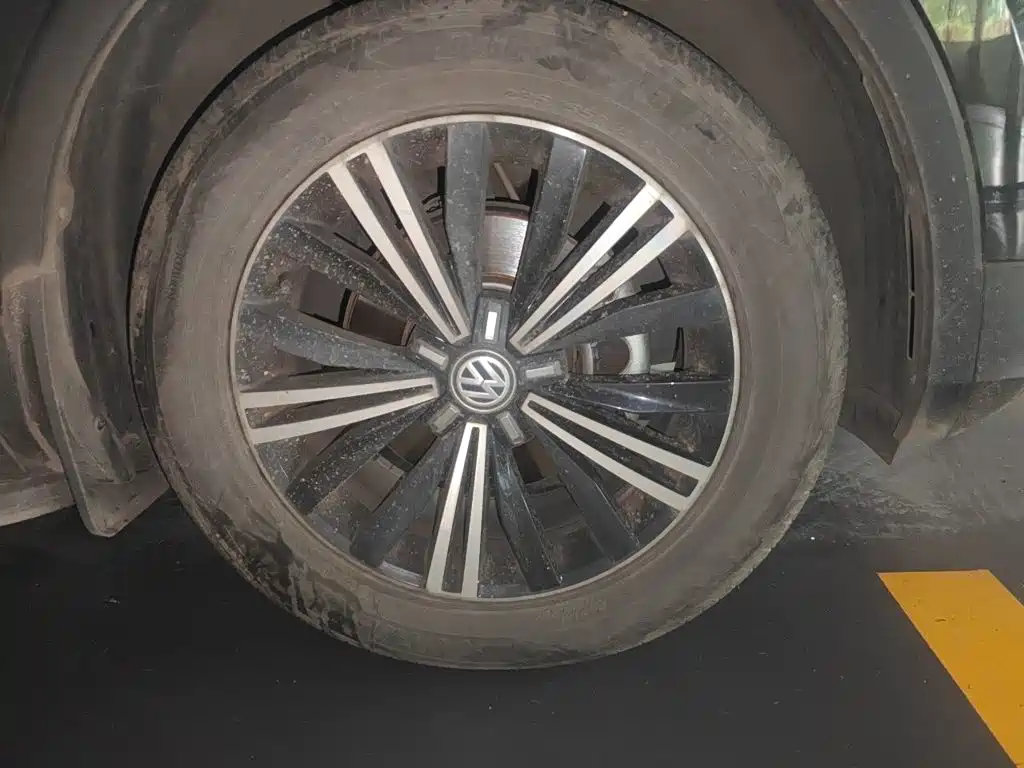 Volkswagen Tiguan L — миниатюра 8