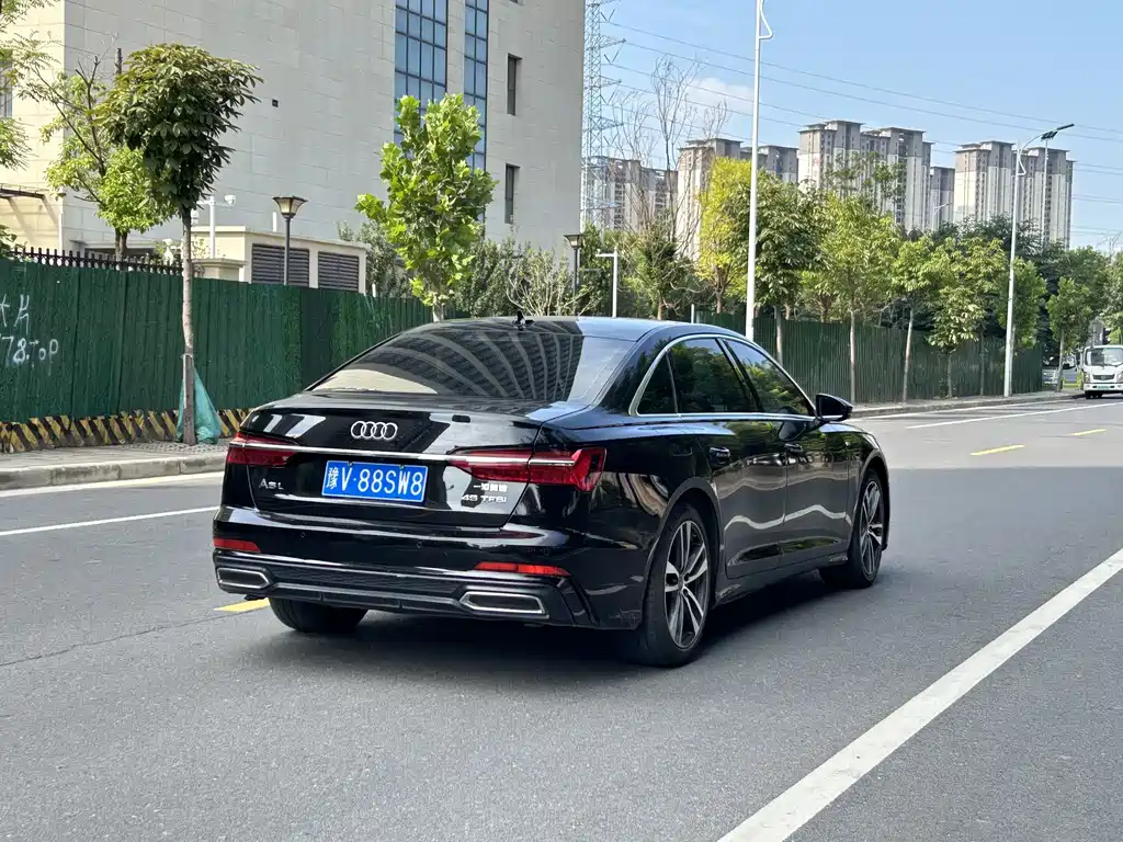 Audi A6L — миниатюра 7