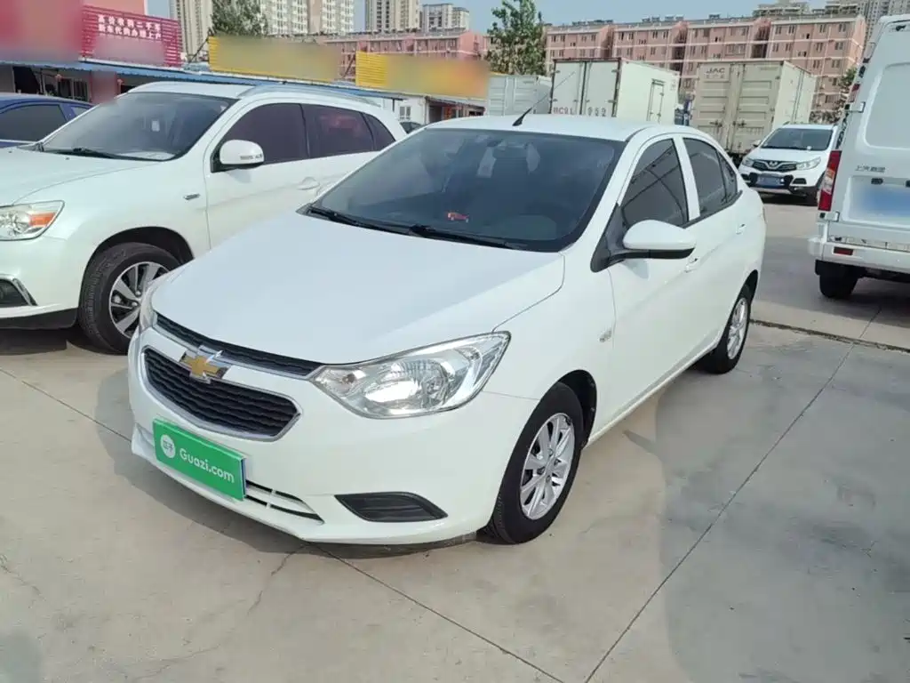 Chevrolet Sail 2015 3 1.3L AMT