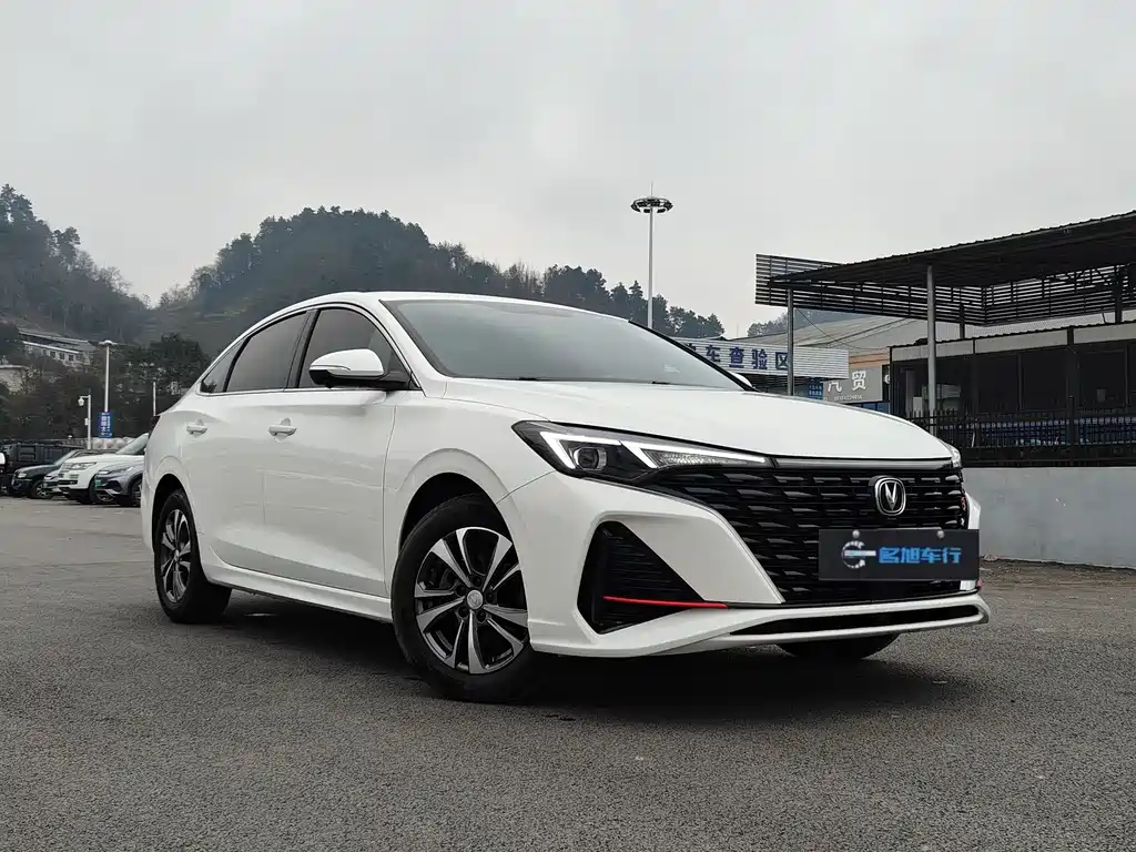 2023 Changan Eado - zdjęcie 1 z 9