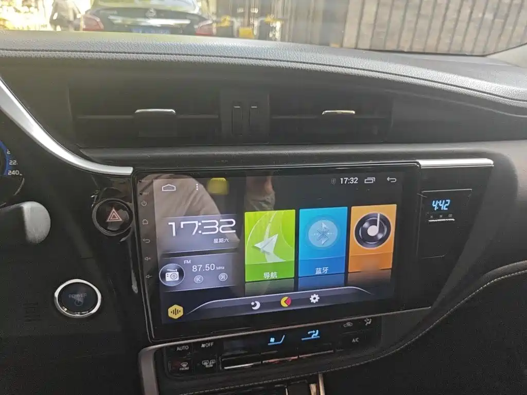 Toyota Corolla 2017 1.8L E-CVT Lead