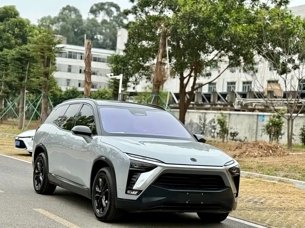 NIO NIO ES8