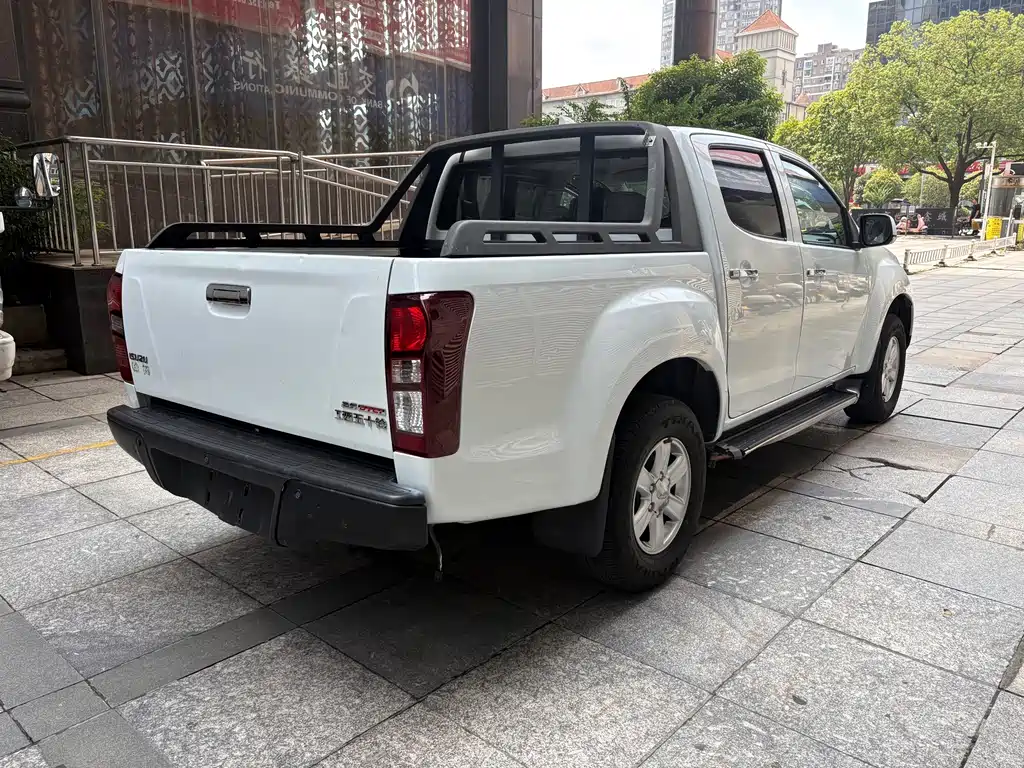 Isuzu Lingtuo — миниатюра 9