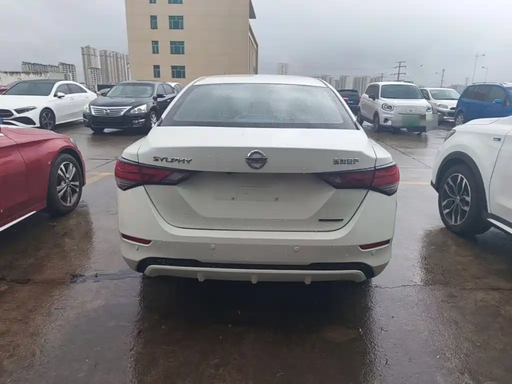 Nissan Sylphy 2020 1.6L XE CVT