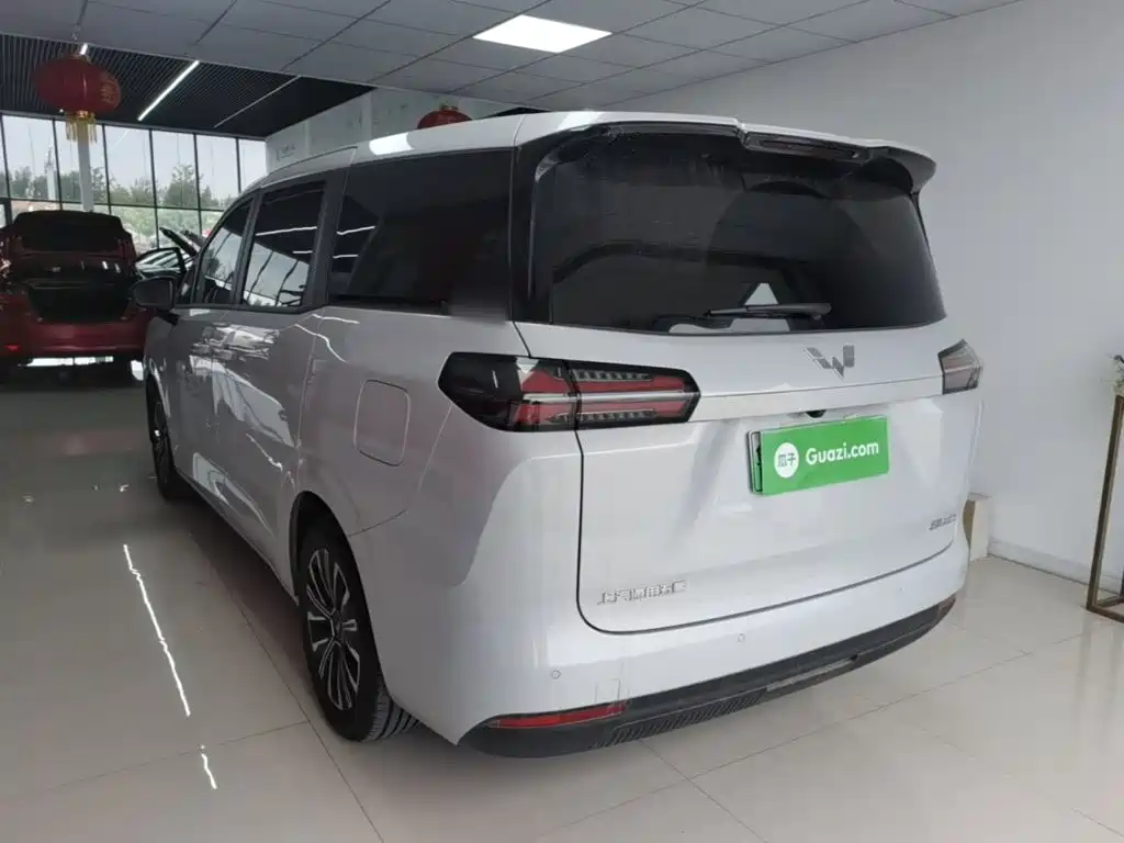 Wuling Xingguang 730 New Energy — миниатюра 5