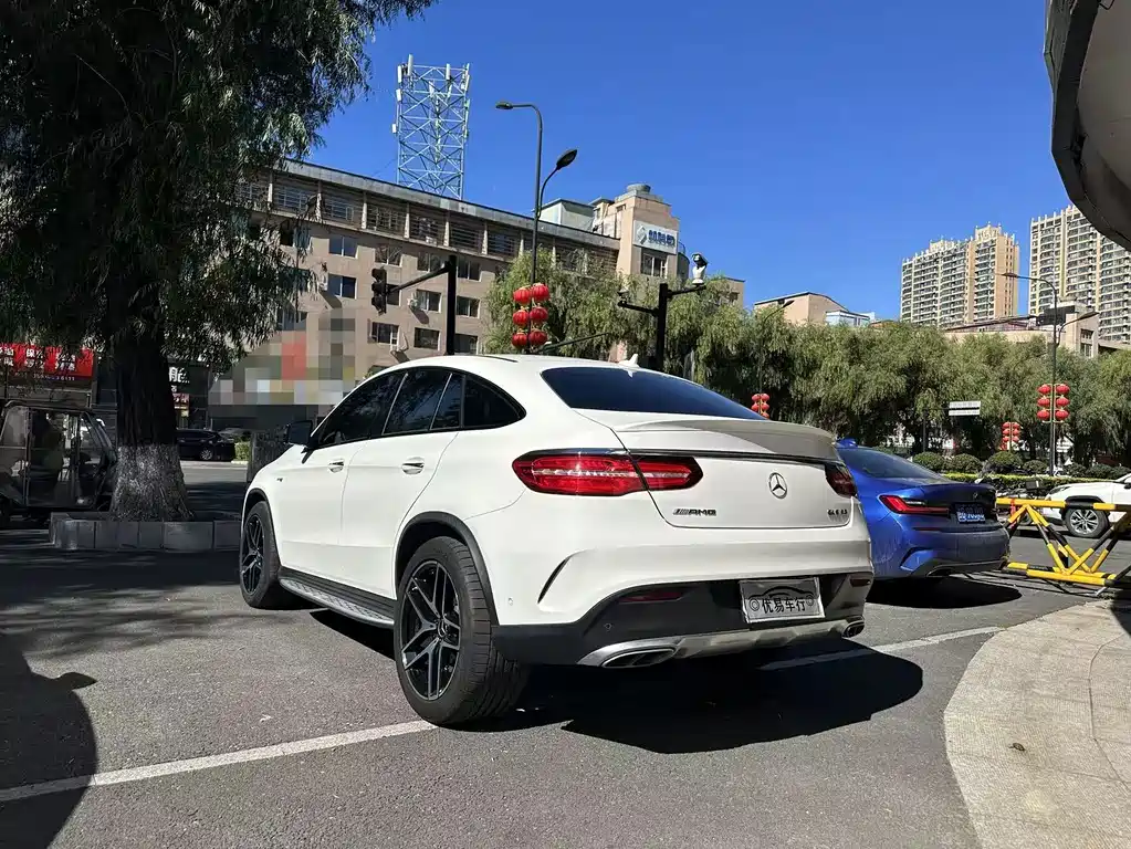 Mercedes-Benz GLE AMG — миниатюра 4