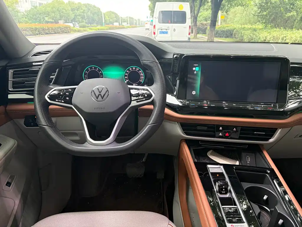 Volkswagen Teramont — миниатюра 13