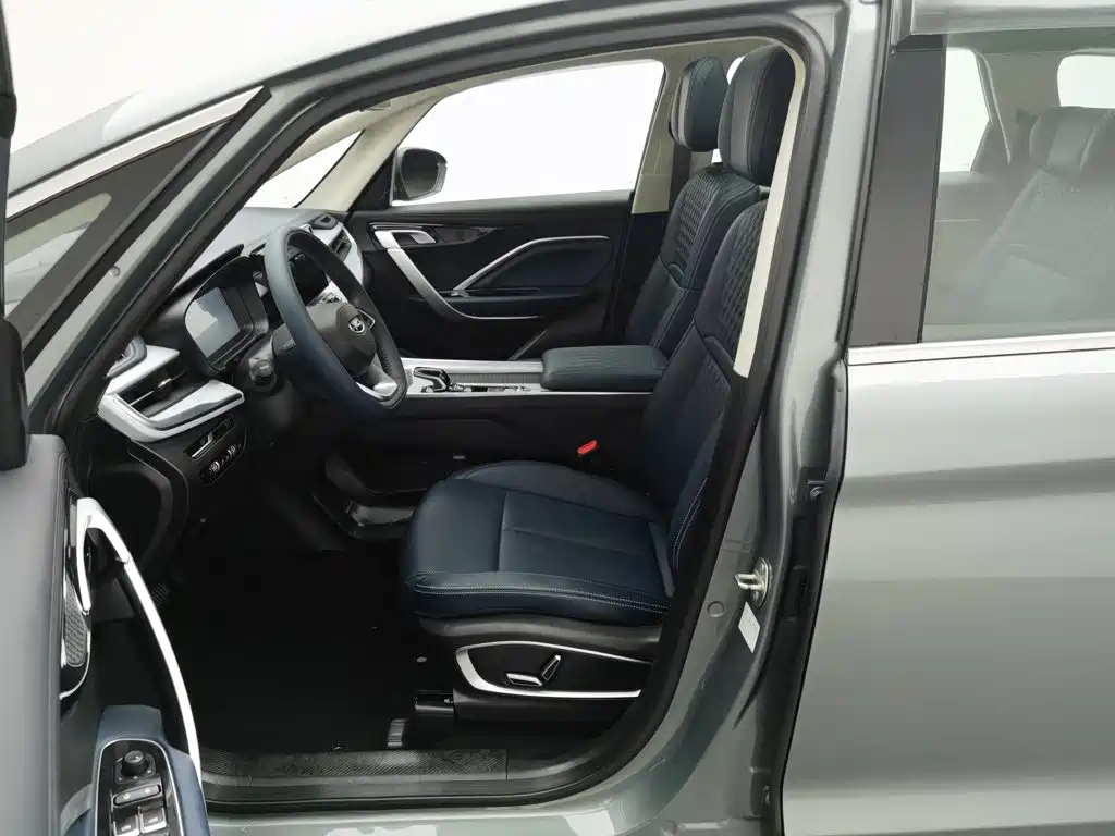 Geely Jia Ji — миниатюра 10