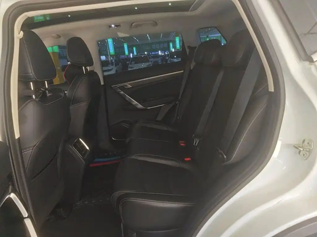 Geely Boyue — миниатюра 17