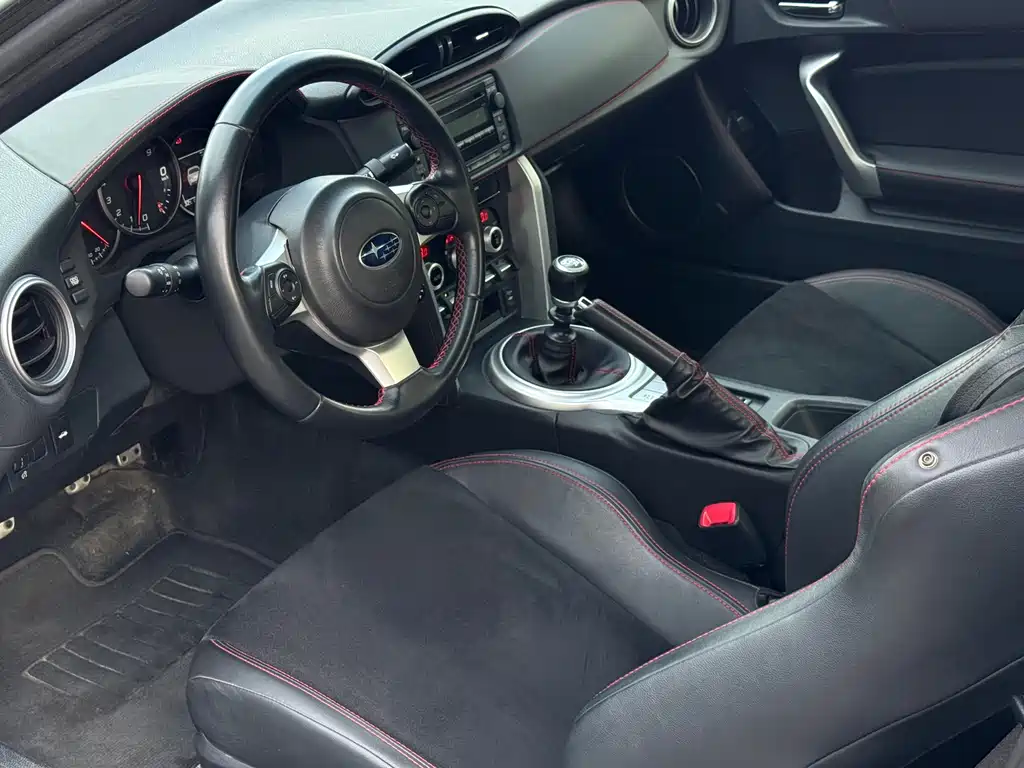 Subaru BRZ — миниатюра 7