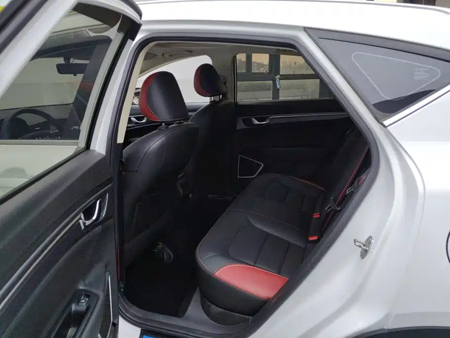 Geely Emgrand GS — миниатюра 11