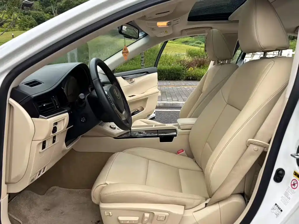 Lexus ES 2014 250 Elite