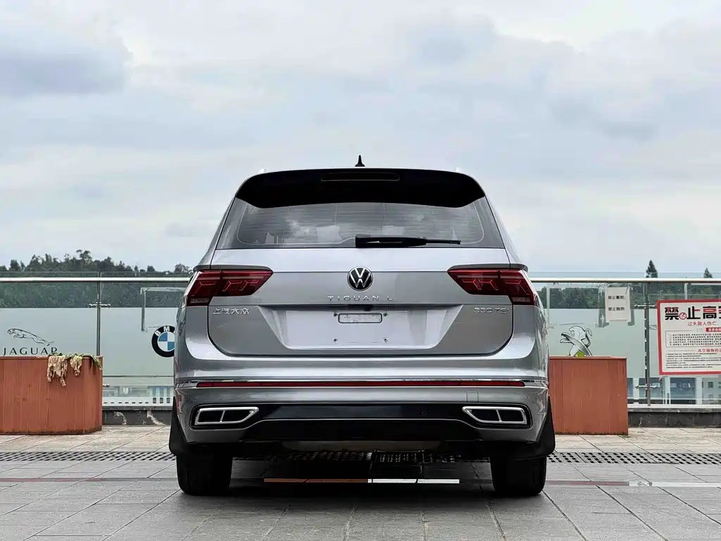 Volkswagen Tiguan L — миниатюра 9