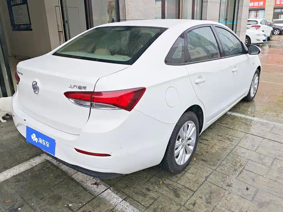 Buick Excelle — миниатюра 3