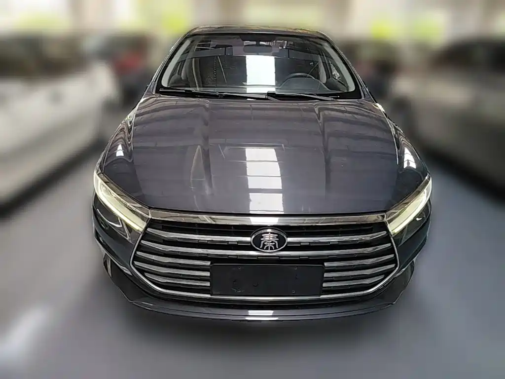 BYD Qin — миниатюра 5