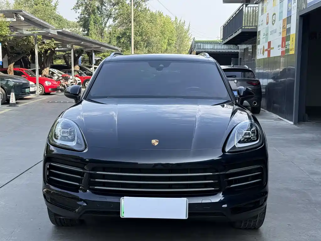 PORSCHE CAYENNE NEW ENERGY