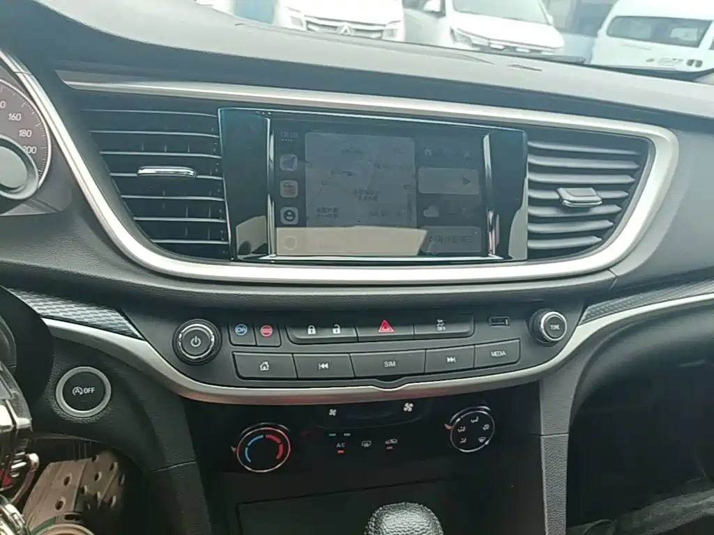 Buick Excelle — миниатюра 13