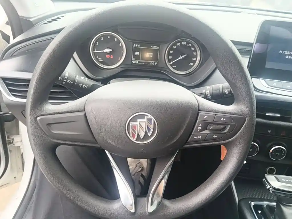 Buick Verano — миниатюра 11