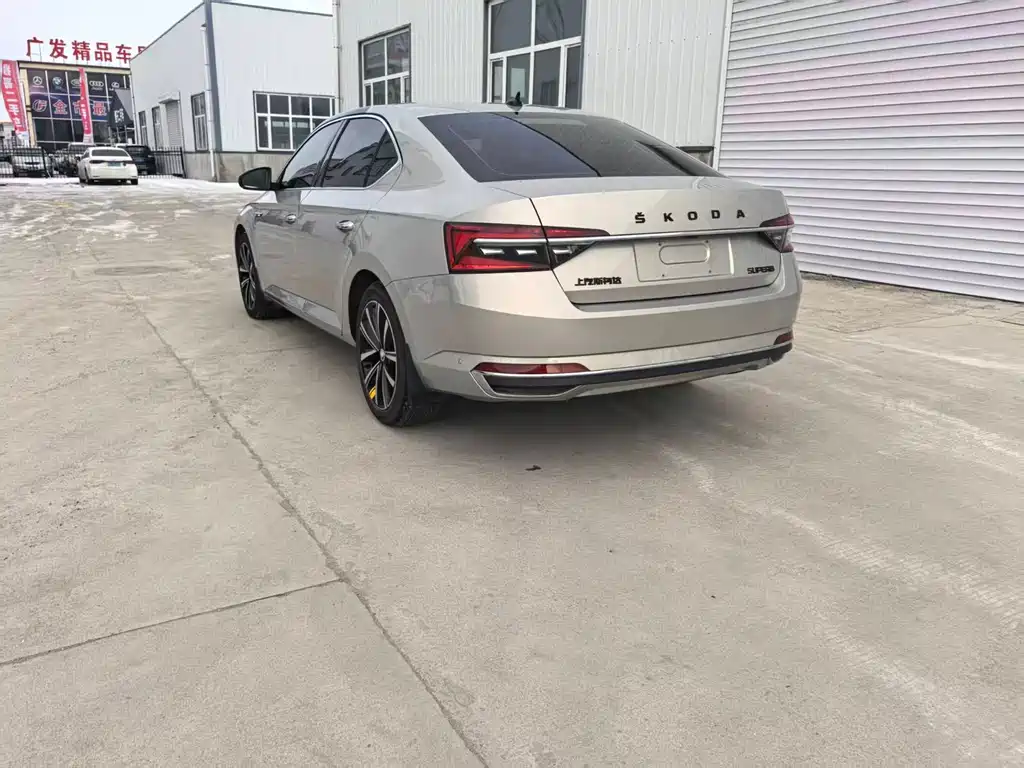 Skoda Superb 2023 TSI280 DSG Premium