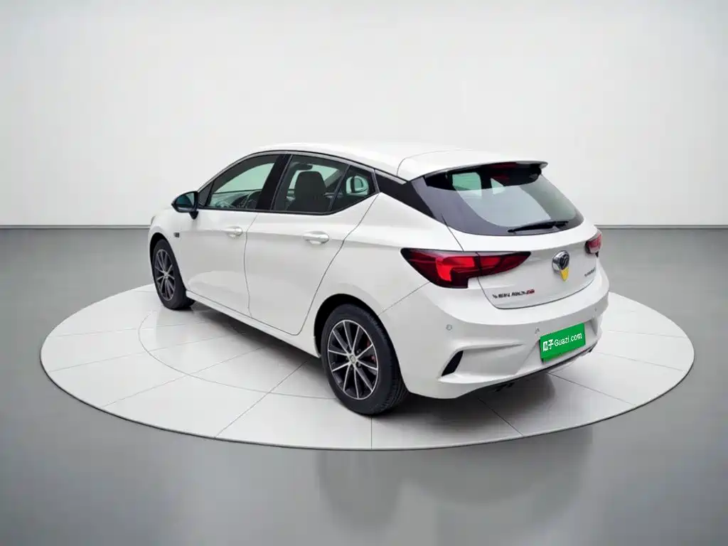 Buick Verano — миниатюра 4