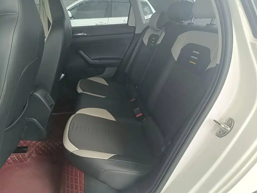 Volkswagen Polo — миниатюра 17