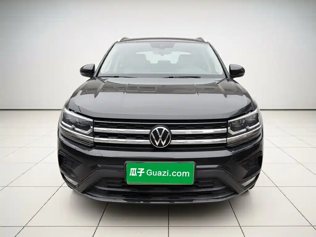 Volkswagen Tharu — миниатюра 2