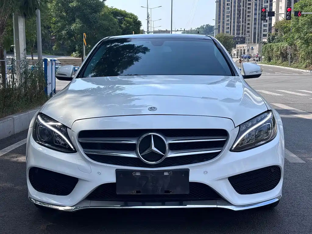 Mercedes-Benz C-Class — миниатюра 2