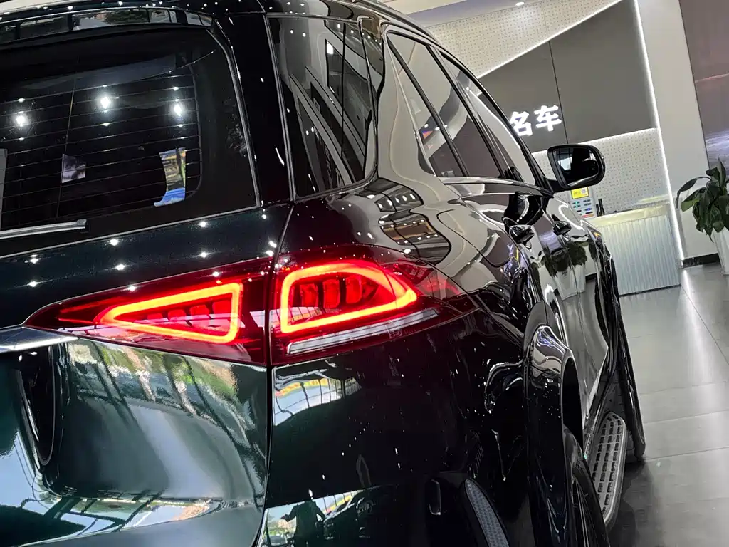Mercedes-Benz GLE AMG — миниатюра 10