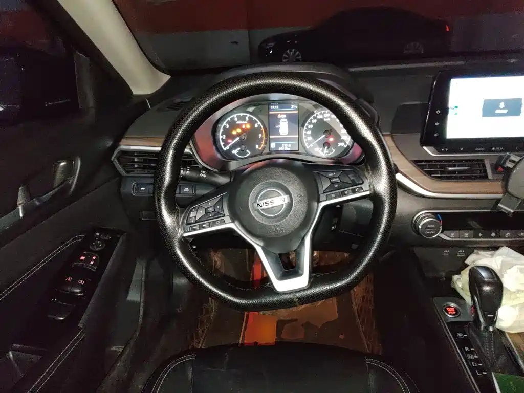 Nissan Teana — миниатюра 6