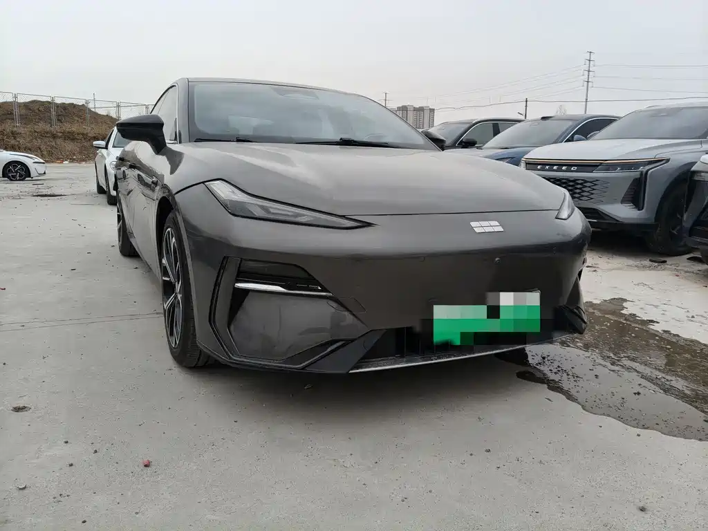 GEELY GALAXY GALAXY E8