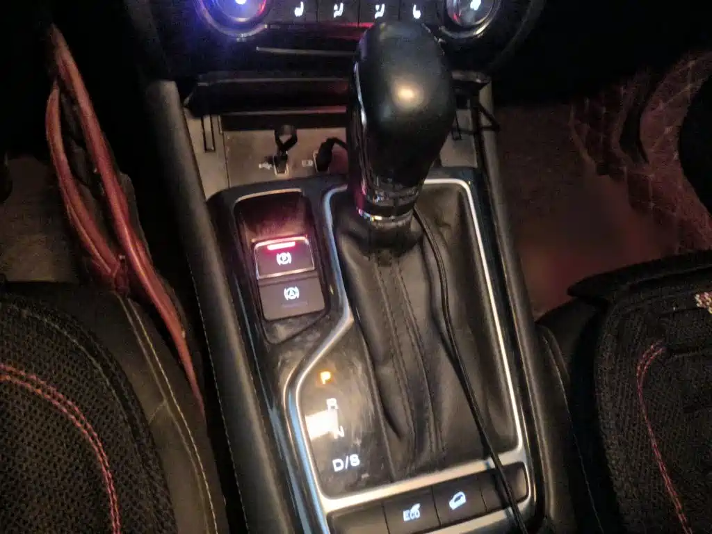 Roewe RX3 — миниатюра 7