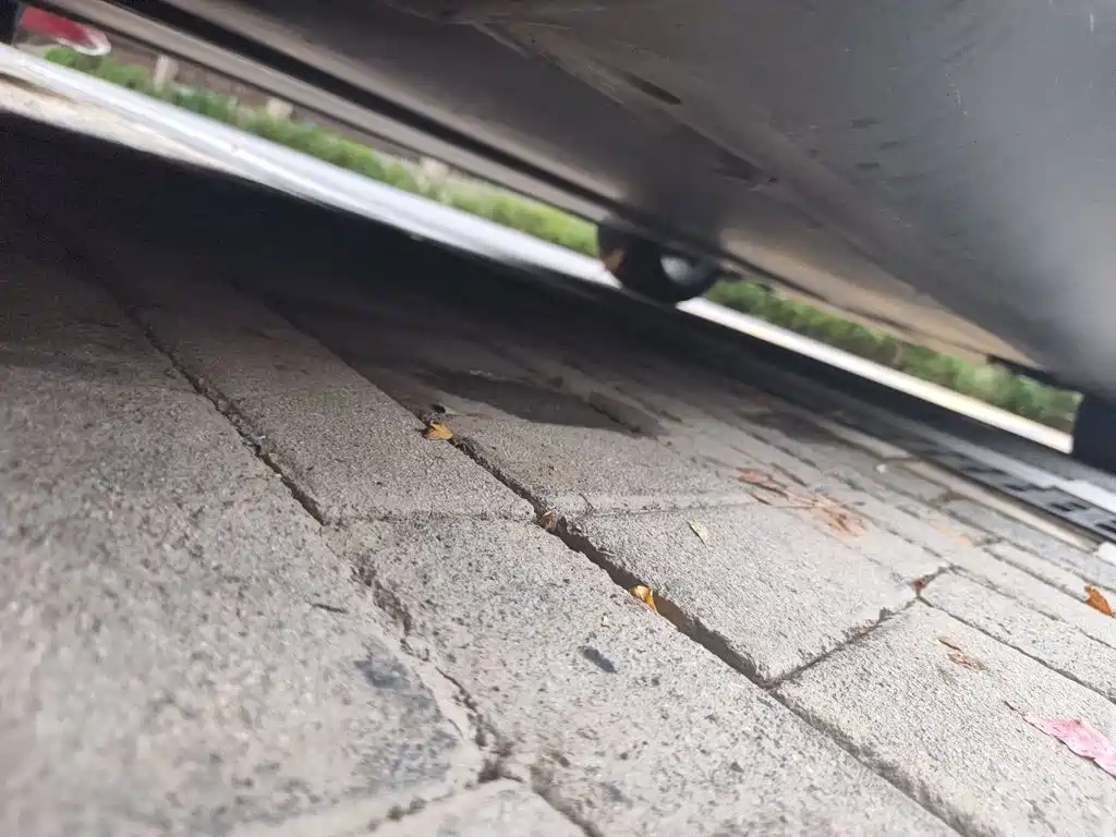 Tesla Model Y — миниатюра 18