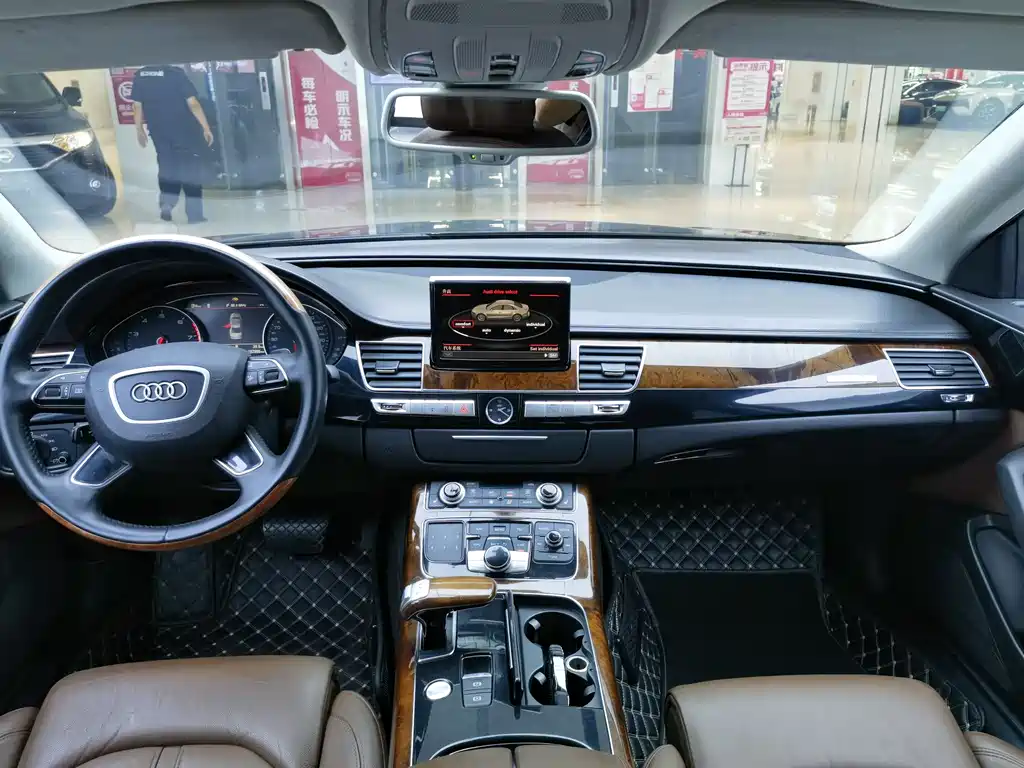 Audi A8 2011 A8L 3.0 TFSI quattro Luxury (245kW
