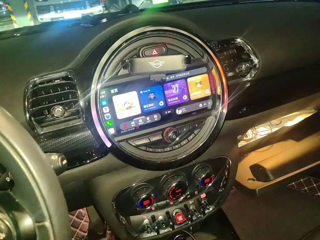 MINI Mini Clubman — миниатюра 14