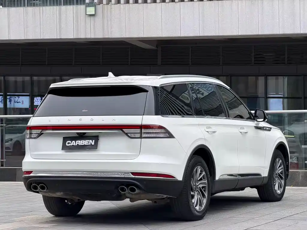 Lincoln Aviator — миниатюра 9
