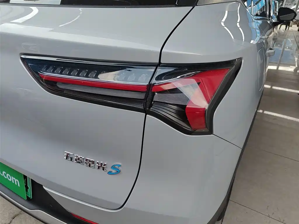 Wuling Starlight S 2024 — фото 24
