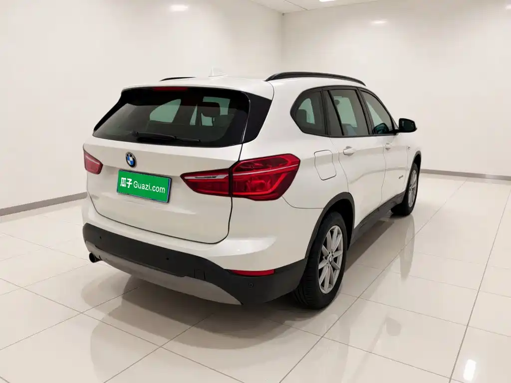 BMW X1 — миниатюра 6