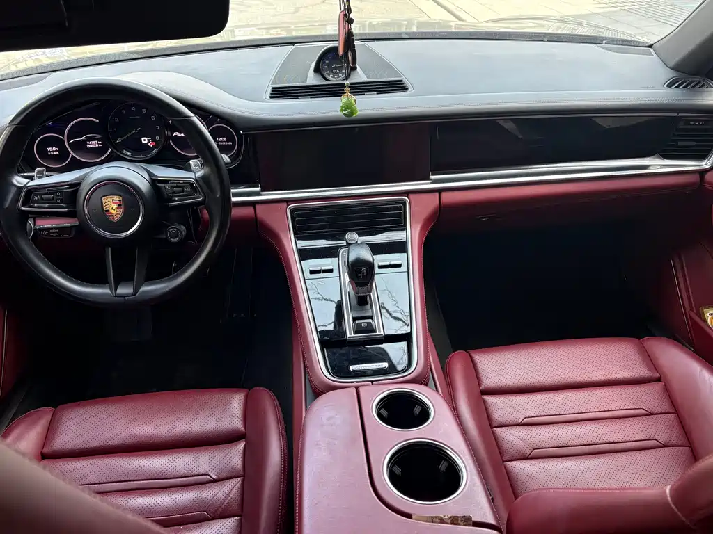 PORSCHE PANAMERA NEW ENERGY