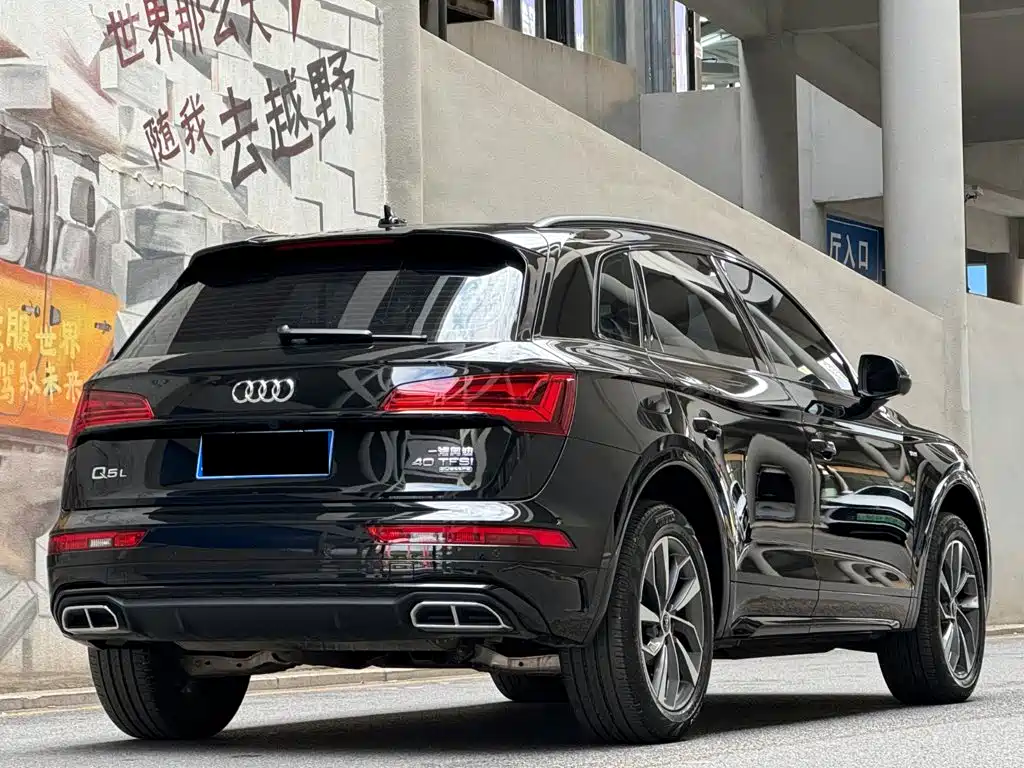 Audi Q5L — миниатюра 5