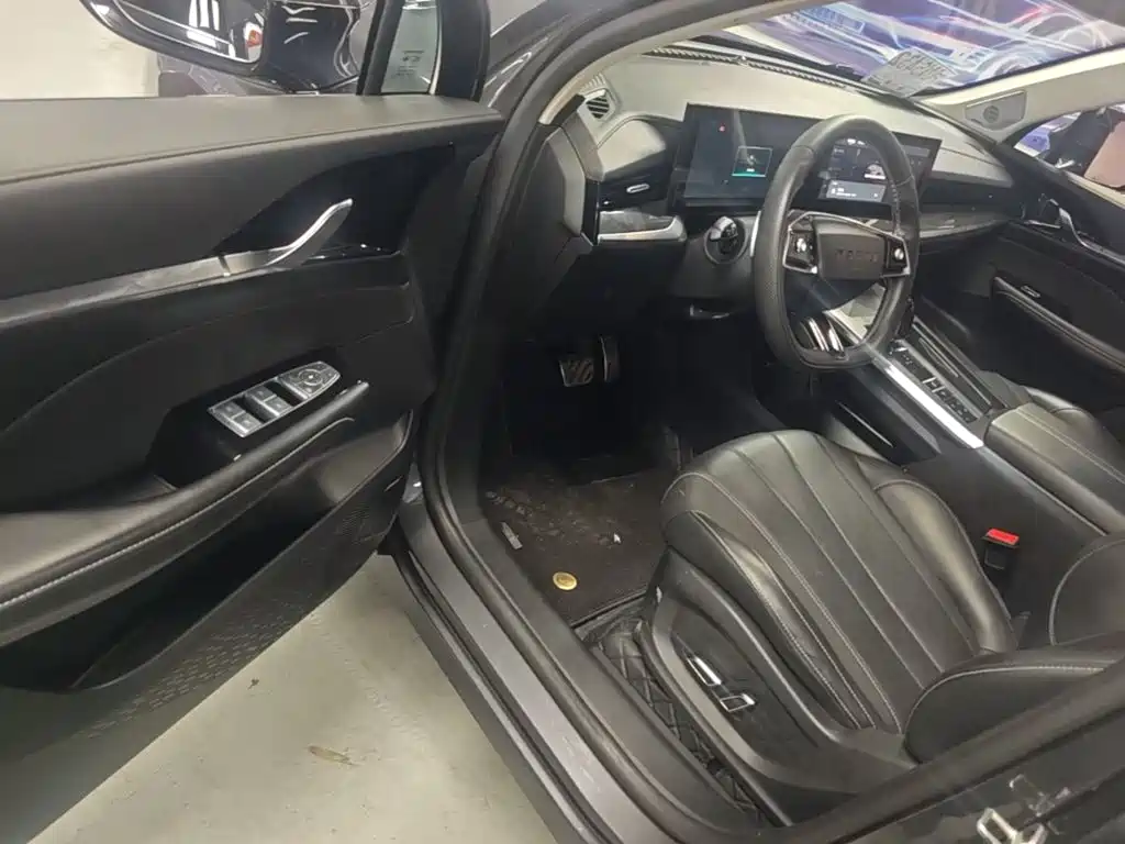 Roewe RX5 eMAX — миниатюра 16