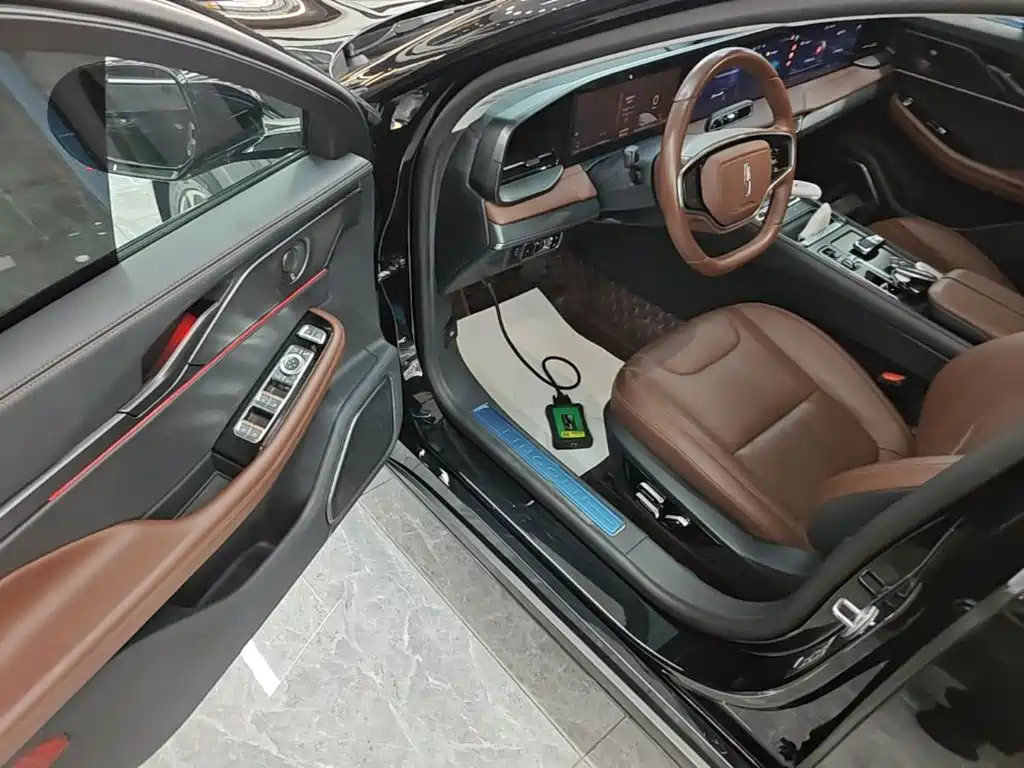 Lincoln Z — миниатюра 16