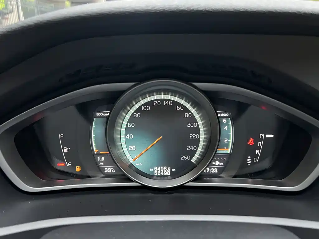 Volvo V40 — миниатюра 15