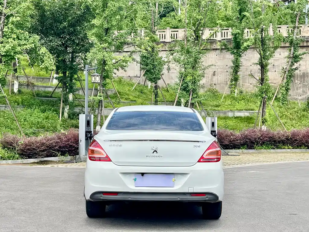 Peugeot 308 2013 1.6L AT