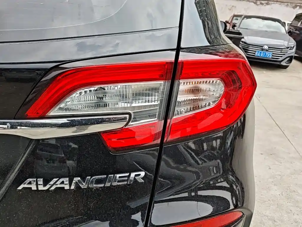 Honda Avancier 2017 240TURBO Premium