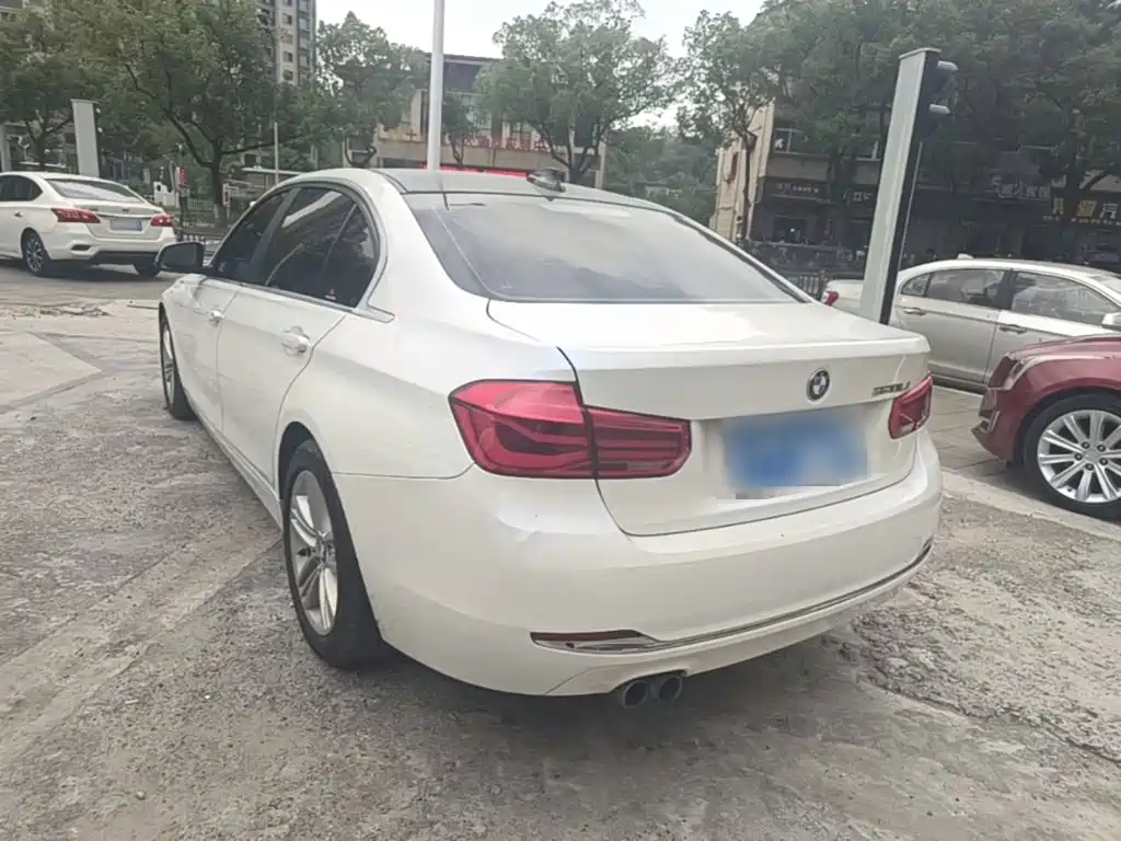 BMW 3 Series — миниатюра 5