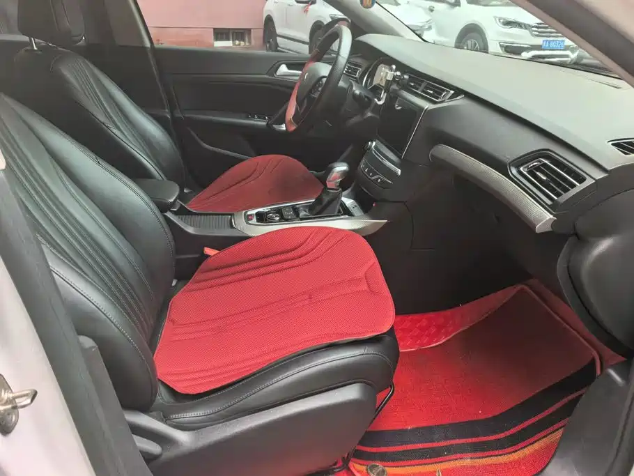 Peugeot 408 — миниатюра 8