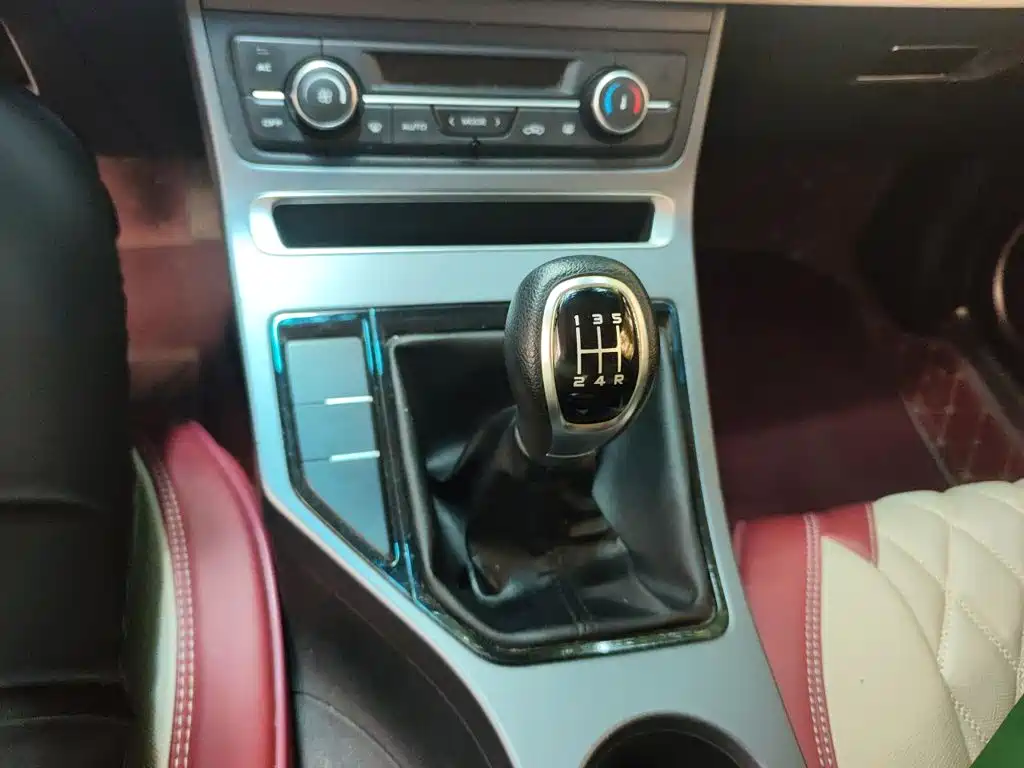 Geely Emgrand — миниатюра 17