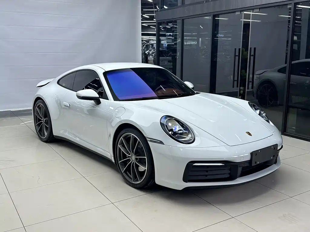 Porsche 911 2023 Carrera 3.0T